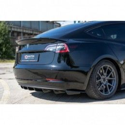 Maxton Rear Valance Tesla Model 3 Gloss Black, Tesla