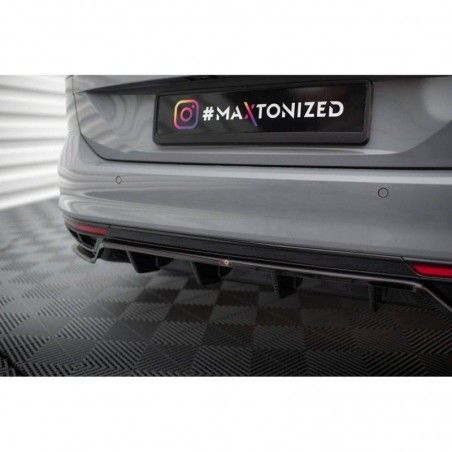 Maxton Central Rear Splitter (with vertical bars) Volkswagen Passat R-Line B8 Facelift, Nouveaux produits maxton-design