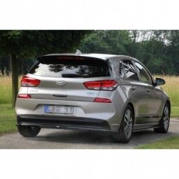 Maxton CENTRAL REAR SPLITTER (WITHOUT VERTICAL BARS) HYUNDAI I30 MK3 HATCHBACK Gloss Black, Hyundai